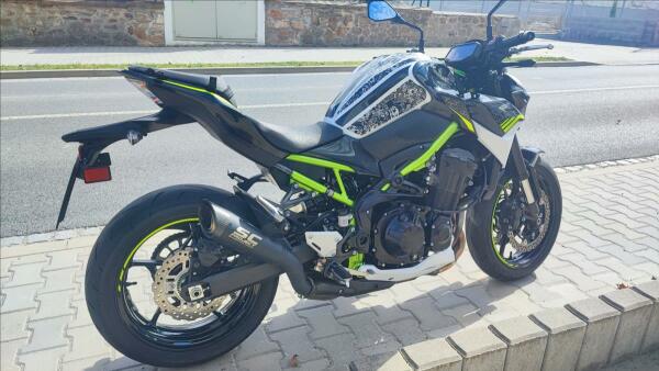 Kawasaki Z 900 2021