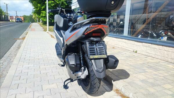 QJ Motor MTX 125