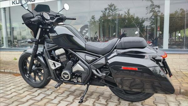 Moto Morini Calibro Bagger 700