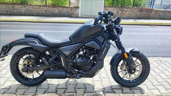 Zontes 125 Custom