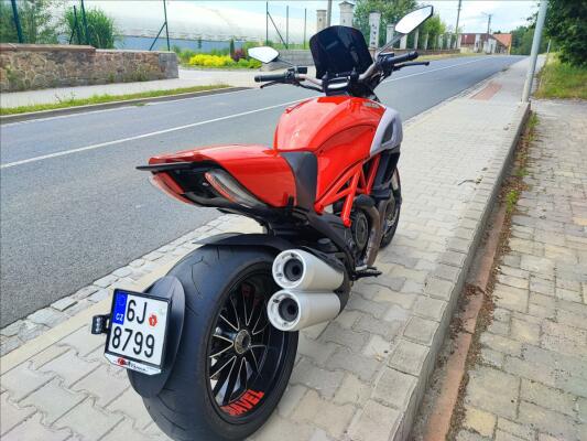 Ducati Diavel 2012