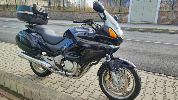 Honda NT650 Deauville