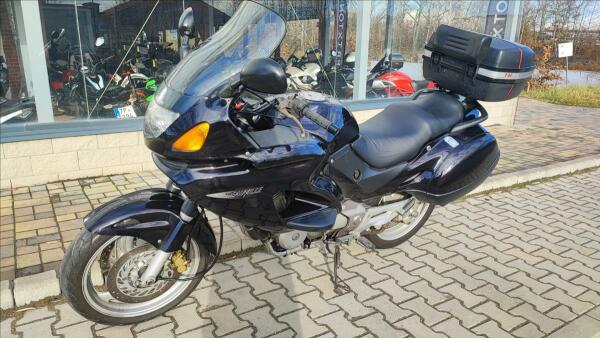 Honda NT650 Deauville