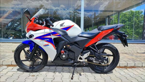 Honda CBR 125 R