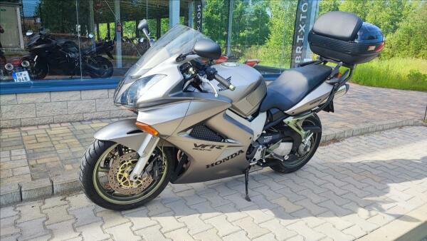 Honda VFR 800