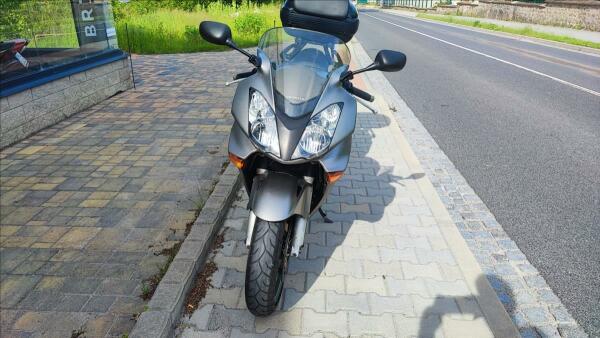 Honda VFR 800