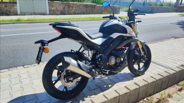 QJ Motor SRK 125 S 2025