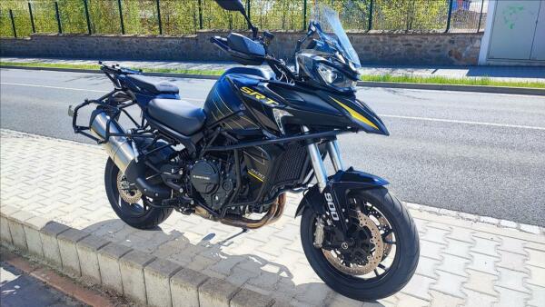 QJ Motor SRT 900 S +kufry