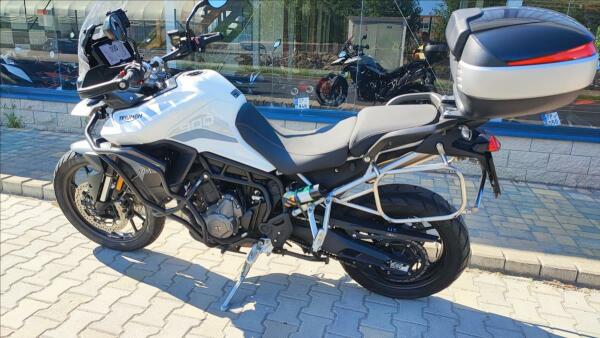 Triumph Tiger 900 GT