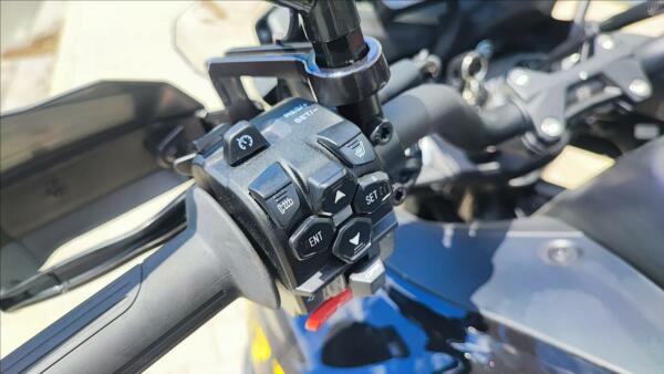 QJ Motor SRT 900 S +kufry