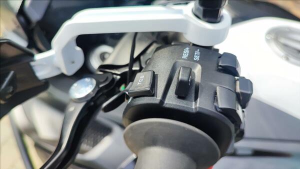 QJ Motor SRT 900 SX +kufry