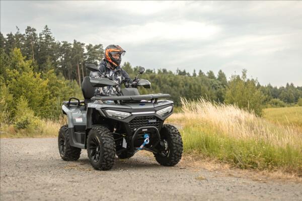 Linhai Landforce 550L