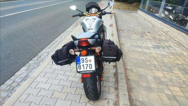 Kawasaki ER6-N
