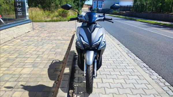 Yuki 125i Via