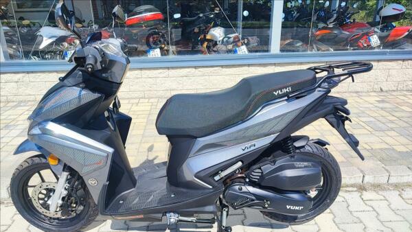 Yuki 125i Via