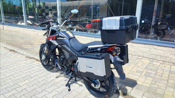 Yuki 125i XTR II