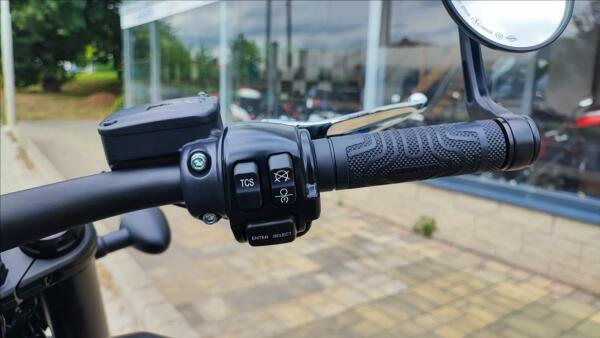 QJ Motor SRV 600 V