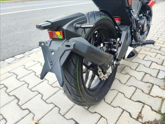 Yuki 125i Sport R