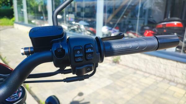 Moto Morini Calibro Custom 700