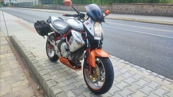 Kawasaki ER6-N
