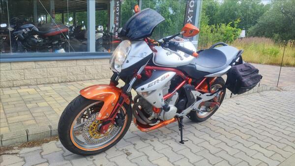 Kawasaki ER6-N