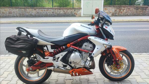 Kawasaki ER6-N