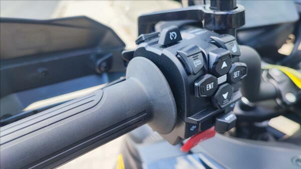 QJ Motor SRT 900 SX +kufry