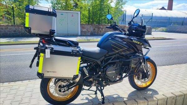 QJ Motor SRT 900 SX +kufry