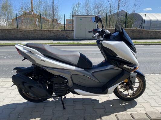 Malaguti Madison 125