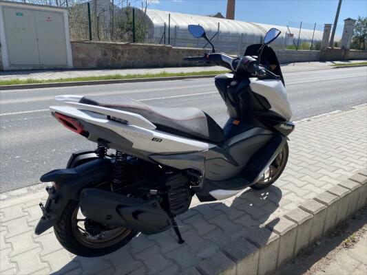 Malaguti Madison 125