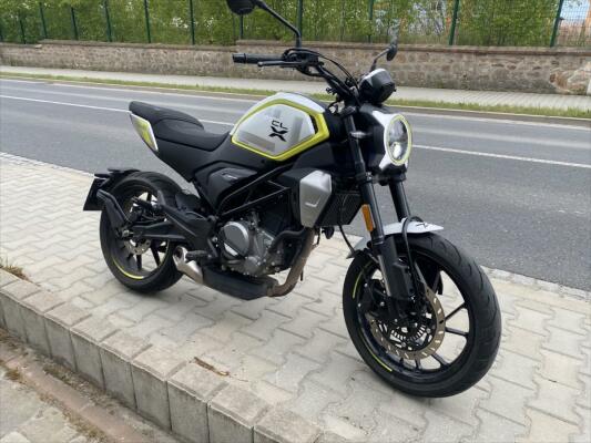 CFMOTO 300 CL-X