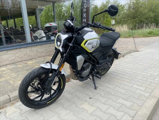 CFMOTO 300 CL-X
