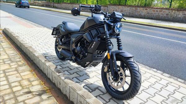 Zontes 125 Custom