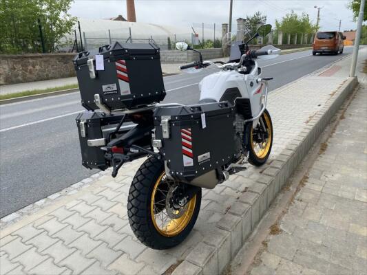 Kove 800X GT