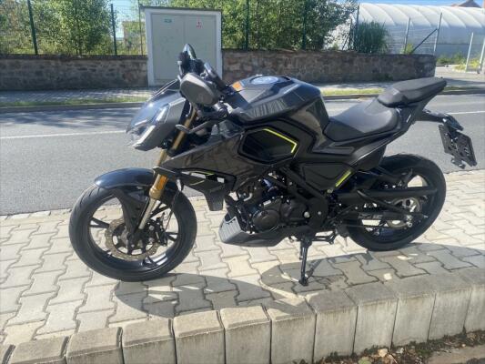 QJ Motor SRK 125 J