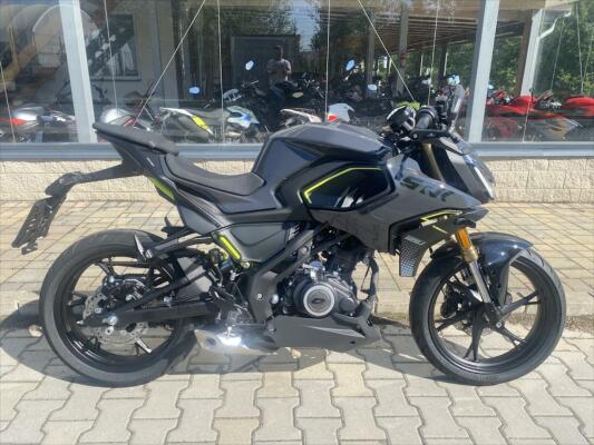QJ Motor SRK 125 J