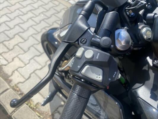 QJ Motor SRK 125 J