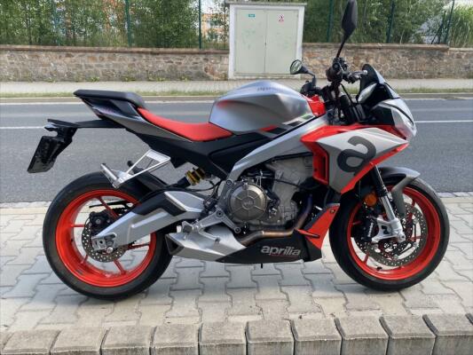 Aprilia Tuono 660