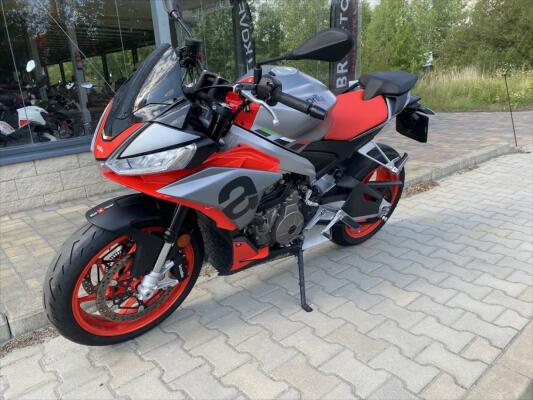 Aprilia Tuono 660