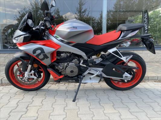 Aprilia Tuono 660