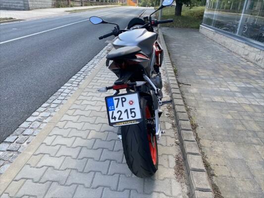Aprilia Tuono 660
