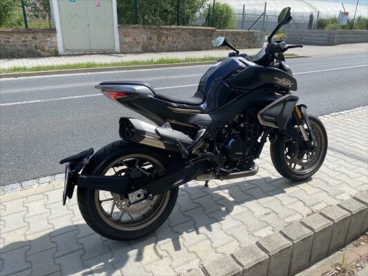 CFMOTO 800 NK Advanced