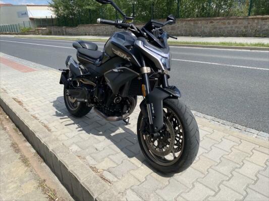 CFMOTO 800 NK Advanced