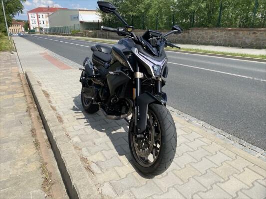 CFMOTO 800 NK Advanced