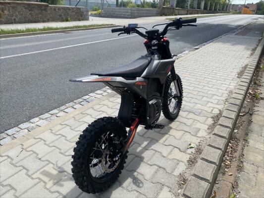 E-Ton M5  4500w kola 14/12