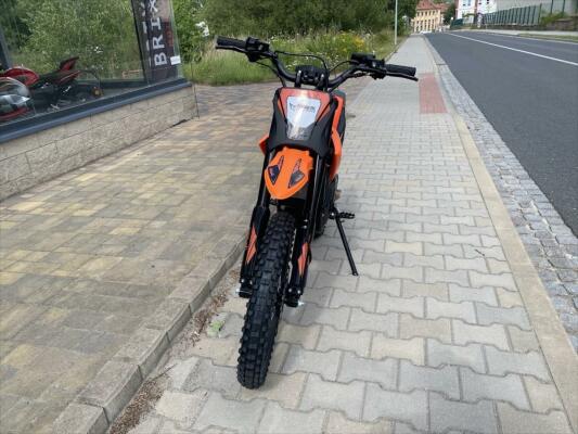 E-Ton M5  6000w kola 17/14