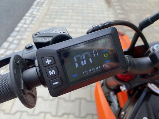 E-Ton M5  6000w kola 17/14