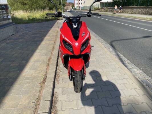 Yuki 125i R9