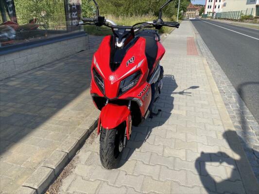 Yuki 125i R9