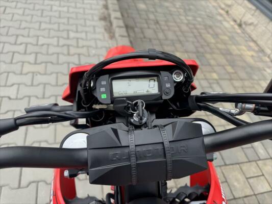QJ Motor COV 125 X